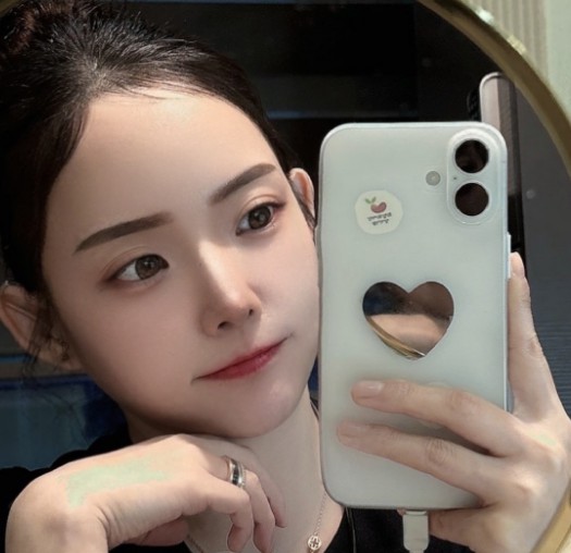 데일리 콜걸 매니저 라윤