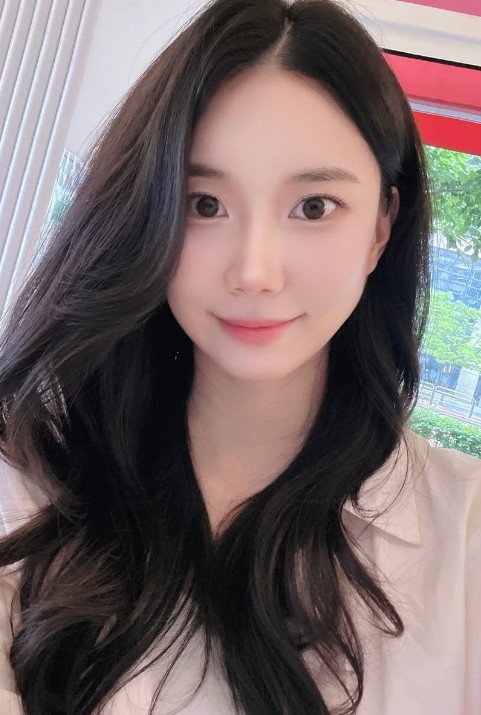 데일리 콜걸 매니저 라율