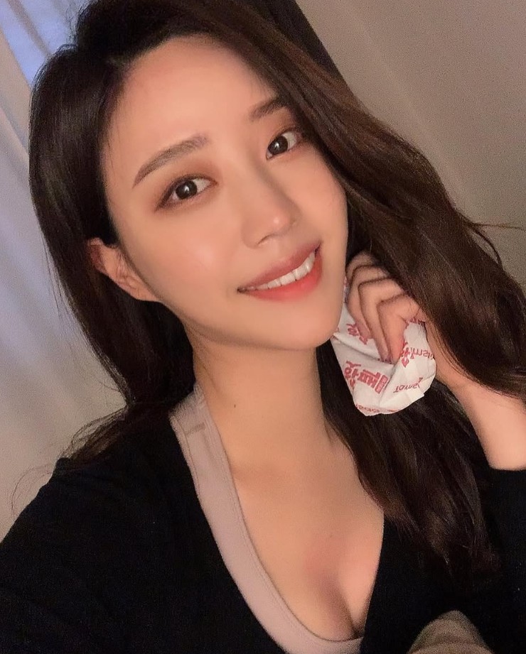 데일리 콜걸 매니저 이은